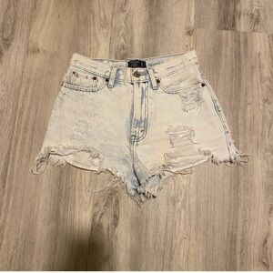 Abercrombie & Fitch size 24 (00) light wash high rise jean shorts